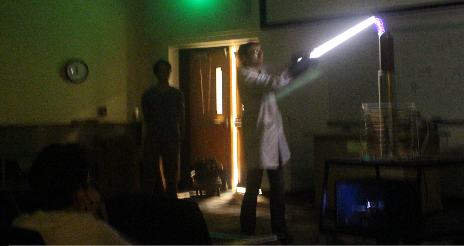 'Mad scientist' plays with electricity to the amusement of school children